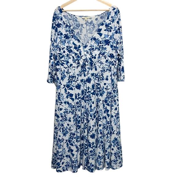 Haani Floral Faux Wrap Dress Blue and Cream Size 3X - Picture 1 of 6